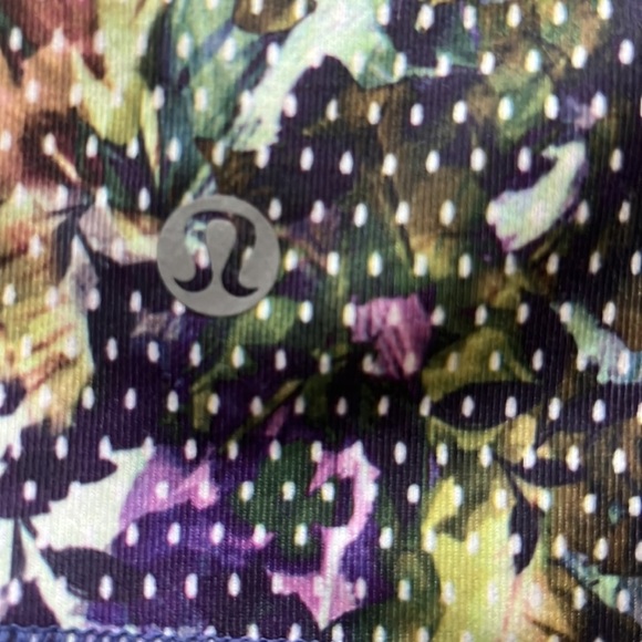EUC LULULEMON FLORAL SPORT MULTI COLOR DANCING WARRIOR TANK, size 2 - Picture 2 of 5